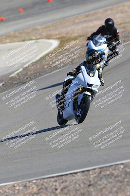 media/Feb-05-2023-Classic Track Day (Sun) [[c35aca4a42]]/Group 2/session 4 turn 4/